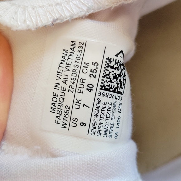 White Converse All Star sneakers sz 9 Women’s - Picture 6 of 8
